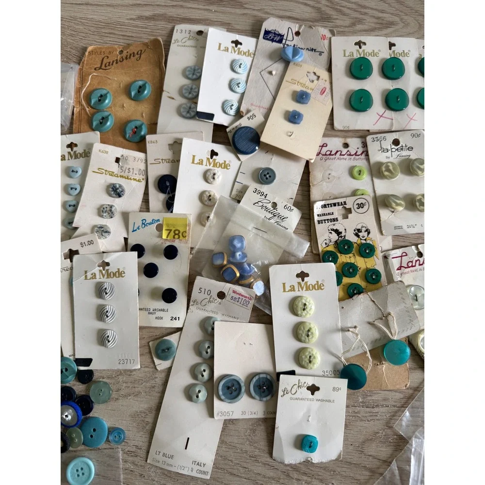 Vintage Button Lot - Blue and Green - La Mode, Le Chic, Lansing - 100+ Pieces